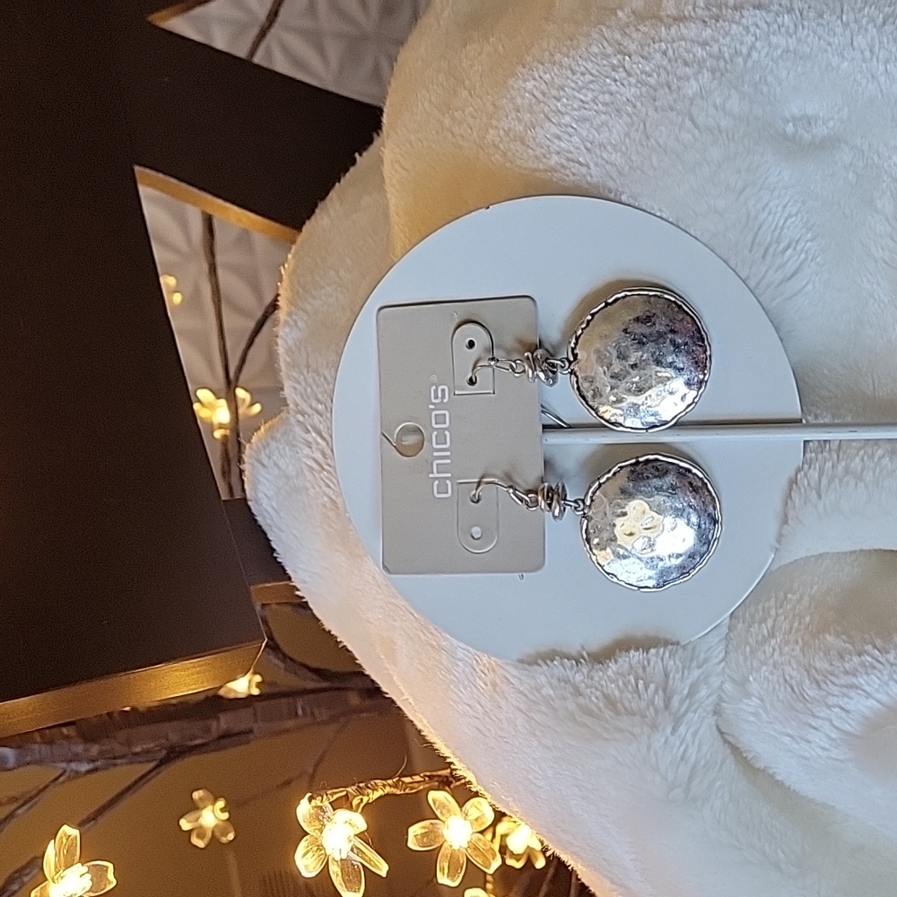 Chico's NWT Tayla Drop Hammered Silvertone Earrings